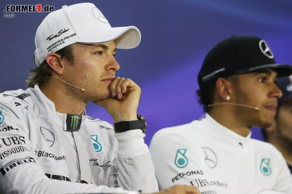 Tuttosport (Italien): "Hamilton-Show in den USA. Der Weltmeistertitel rückt näher. Bei Hamilton bestimmt der Instinkt vor der Vernunft. Für Teamkollege Nico Rosberg gibt es praktisch keine Chance. Mercedes beweist wieder einmal, ein fast unbesiegbares Auto zu haben. Der zehnte Sieg der Saison ist völlig verdient." Foto zur News: Tuttosport (Italien): "Hamilton-Show in den USA. Der Weltmeistertitel rückt näher. Bei Hamilton bestimmt der Instinkt vor der Vernunft. Für Teamkollege Nico Rosberg gibt es praktisch keine Chance. Mercedes beweist wieder einmal, ein fast unbesiegbares Auto zu haben. Der zehnte Sieg der Saison ist völlig verdient."