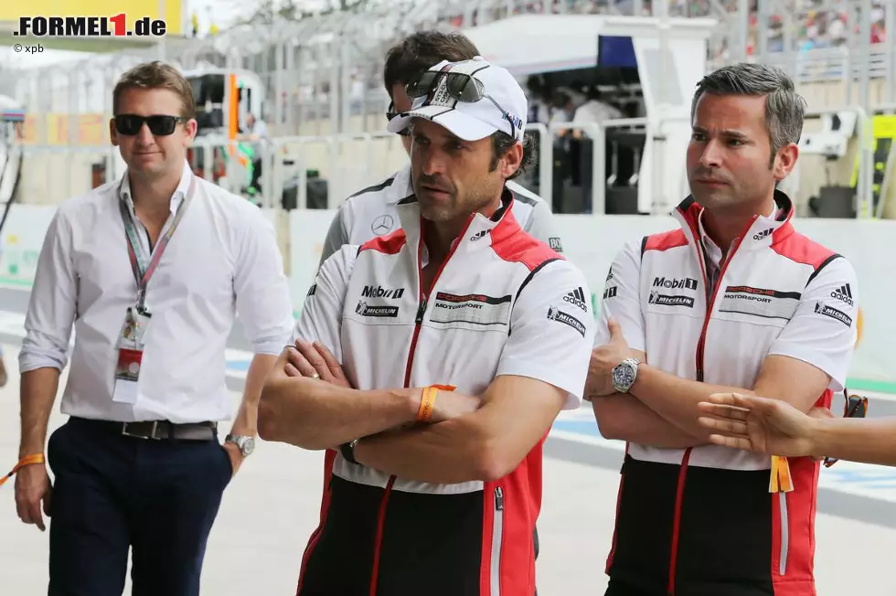 Foto zur News: Am Sonntag richten sich die Augen gespannt auf das Duell der beiden Mercedes-Piloten, die hart um den Sieg kämpfen. Auch Schauspieler Patrick Dempsey verfolgt das Rennen interessiert. Zuvor hat er mit einem exzellenten Auftritt im Porsche seine eigenen Hausaufgaben prima erledigt.