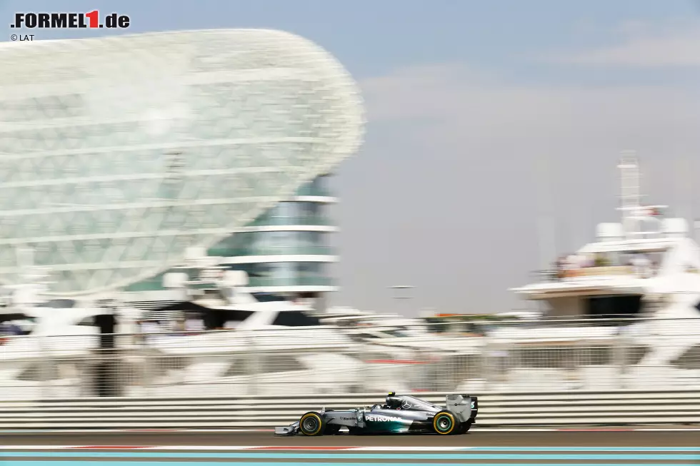 Y wie Yas Marina Circuit: Rosbergs Schicksalsstrecke. 5,554 km durch das "Disney World" der Formel 1. Foto zur News: Y wie Yas Marina Circuit: Rosbergs Schicksalsstrecke. 5,554 km durch das "Disney World" der Formel 1.