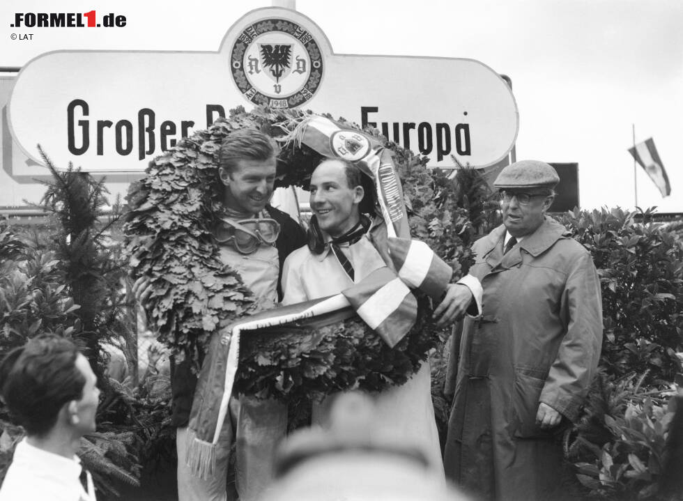Foto zur News: Die Ferrari-Bilanz des Wolfgang Graf Berghe von Trips (hier links mit Sterling Moss): 26 Grand-Prix-Teilnahmen, zwei Siege, eine Pole-Position und die posthume Ehre, 1961 Vizeweltmeister hinter seinem Teamkollegen Phil Hill geworden zu sein.