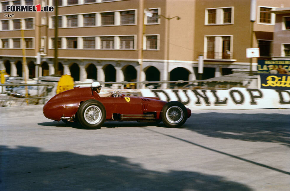 Foto zur News: Denn in seinem sechsten Jahr in Maranello, der Saison 1961, verstarb Wolfgang Graf Berghe von Trips auf dem Weg zur möglichen ersten Formel-1-Krone eines Deutschen bei einem Unfall - ausgerechnet auf der Ferrari-Hausbahn in Monza und im Alter von nur 33 Jahren.
