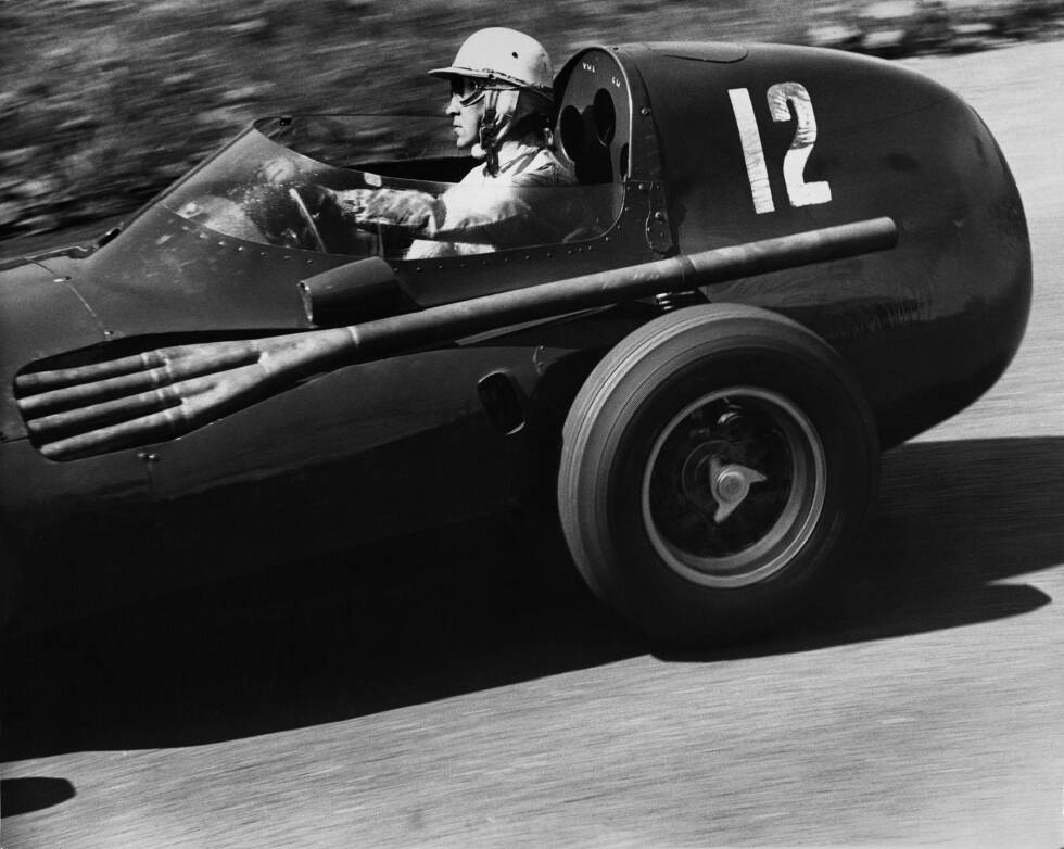 Foto zur News: Im Jahr 1958 stirbt der von Ecclestone betreute Stuart Lewis-Evans an den Folgen einer Explosion seines Motors beim Rennen in Marokko. Der Brite wendet sich von der Formel 1 ab und hat zwölf Jahre lang keine offizielle Funktion mehr, ehe er als Manager Jochen Rindts zurückkehrt.