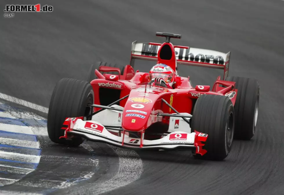 Insgesamt hat Brasilien 30 Formel-1-Piloten hervorgebracht. Rubens Barrichello war mit 19 Starts in Interlagos so oft wie kein anderer Brasilianer bei seinem Heimrennen am Start. Barrichellos bestes Brasilien-Ergebnis: Platz drei im Jahr 2004 auf Ferrari. Foto zur News: Insgesamt hat Brasilien 30 Formel-1-Piloten hervorgebracht. Rubens Barrichello war mit 19 Starts in Interlagos so oft wie kein anderer Brasilianer bei seinem Heimrennen am Start. Barrichellos bestes Brasilien-Ergebnis: Platz drei im Jahr 2004 auf Ferrari.