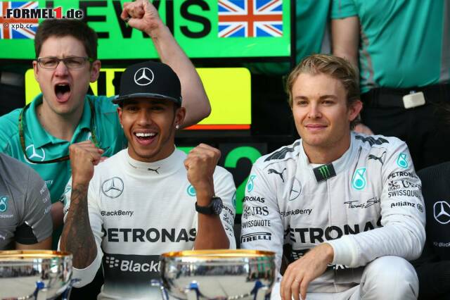 Foto zur News: Dritter USA-Grand-Prix in Austin, zweiter Sieg für Lewis Hamilton nach 2012: Mit seinem 32. Grand-Prix-Triumph zieht er an Nigel Mansell (31) vorbei und ist nun erfolgreichster britischer Formel-1-Fahrer aller Zeiten. Sehr zum Leidwesen des zweitplatzierten Teamkollegen Nico Rosberg.