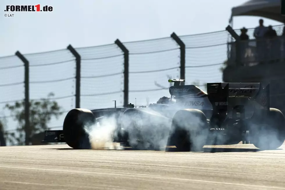 Die ersten WM-Punkte der Karriere gibt es für Williams-Pilot Valtteri Bottas, der Achter wird. Es ist erst das zweite Ergebnis mit Zählern für die Mannschaft aus Grove, deren Saison 2013 ein komplettes Debakel ist. Foto zur News: Die ersten WM-Punkte der Karriere gibt es für Williams-Pilot Valtteri Bottas, der Achter wird. Es ist erst das zweite Ergebnis mit Zählern für die Mannschaft aus Grove, deren Saison 2013 ein komplettes Debakel ist.