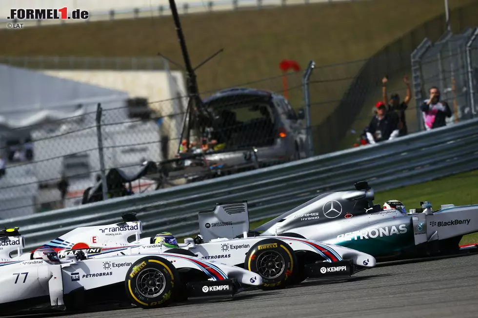 Top: Williams gelingt das Comeback. Als Fan der Neunzigerjahre gehört dieser Name für mich einfach zum Formel-1-Zirkus dazu. Das traditionsbehaftete Privatteam mitsamt stimmiger Martini-Lackierung wieder regelmäßig auf das Podium fahren zu sehen, war eine erfrischende Abwechslung. Während das Talent des Valtteri Bottas für mich seit dem Qualifying in Montreal 2013 nicht mehr zur Debatte stand, sind Felipe Massas Leistungen eine Überraschung. Foto zur News: Top: Williams gelingt das Comeback. Als Fan der Neunzigerjahre gehört dieser Name für mich einfach zum Formel-1-Zirkus dazu. Das traditionsbehaftete Privatteam mitsamt stimmiger Martini-Lackierung wieder regelmäßig auf das Podium fahren zu sehen, war eine erfrischende Abwechslung. Während das Talent des Valtteri Bottas für mich seit dem Qualifying in Montreal 2013 nicht mehr zur Debatte stand, sind Felipe Massas Leistungen eine Überraschung.