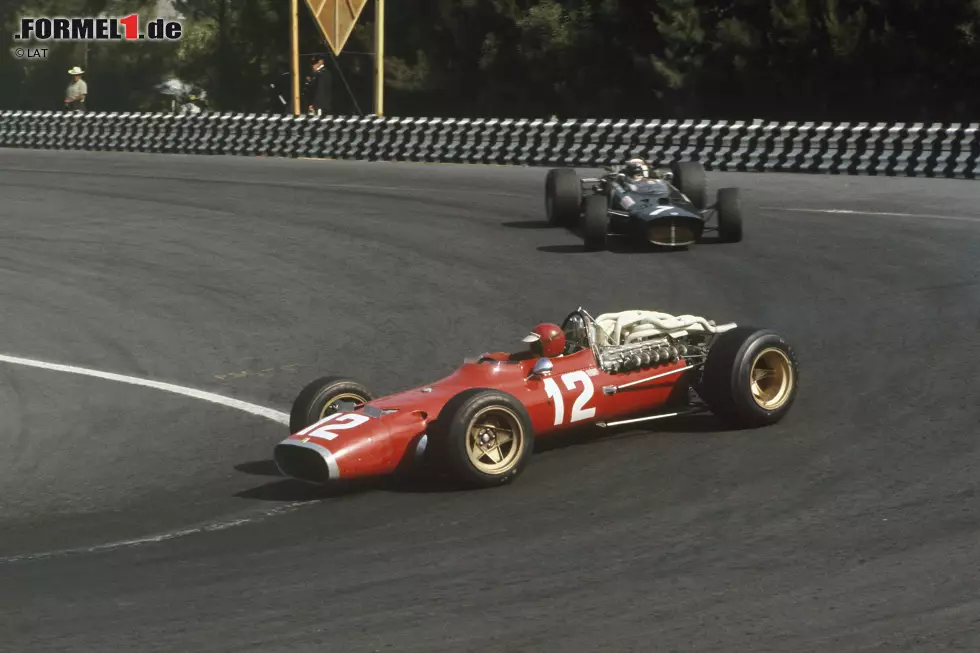 Jonathan Williams musste zu seinem einmaligen Glück gezwungen werden. Der Brite war für Ferrari schon im Sportwagen-Bereich und in der Formel 2 aktiv, als er 1967 plötzlich in dem Formel-1-Cockpit der Scuderia Platz nehmen sollte. Ihm gelang in Mexico City der achte Rang, wobei er von zahlreichen Ausfällen profitierte. "Ich habe mich danach unglaublich geschämt und habe mich hinter Sonnenbrillen versteckt, damit mich keiner erkannte", sagte er danach. Foto zur News: Jonathan Williams musste zu seinem einmaligen Glück gezwungen werden. Der Brite war für Ferrari schon im Sportwagen-Bereich und in der Formel 2 aktiv, als er 1967 plötzlich in dem Formel-1-Cockpit der Scuderia Platz nehmen sollte. Ihm gelang in Mexico City der achte Rang, wobei er von zahlreichen Ausfällen profitierte. "Ich habe mich danach unglaublich geschämt und habe mich hinter Sonnenbrillen versteckt, damit mich keiner erkannte", sagte er danach.