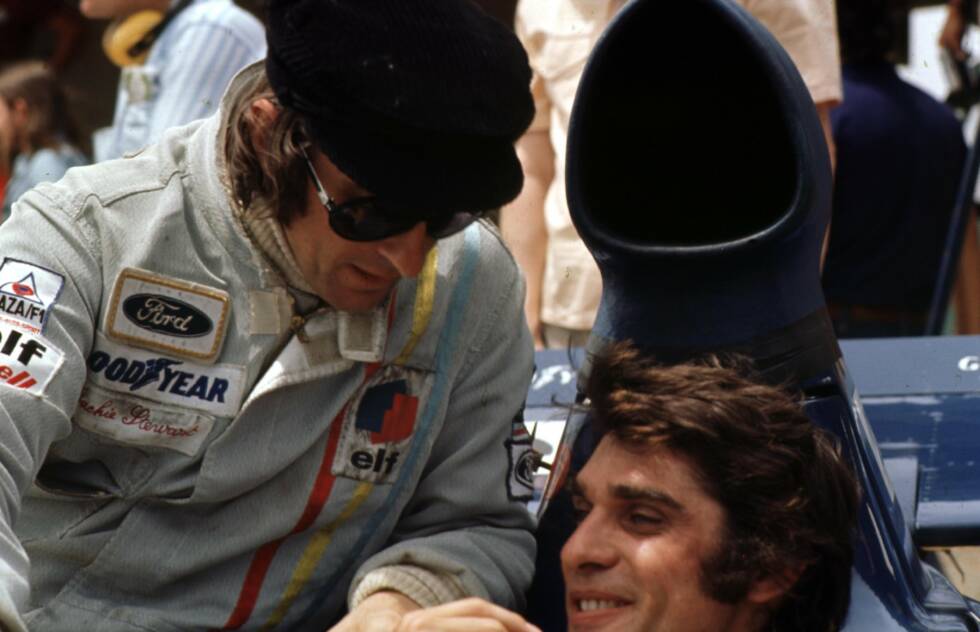 Foto zur News: Die schwärzeste Stunde: Zwar wird Jackie Stewart 1973 zum dritten und letzten Mal Weltmeister, aber die Saison wird überschattet vom Tod von Francois Cevert in Watkins Glen. Stewart, vom Ableben seines Freundes tief erschüttert, beendet daraufhin seine Karriere. Bis 1983 feiert das Team sieben weitere Grand-Prix-Siege, kann aber nie wieder an frühere Erfolge anknüpfen. Ken Tyrrell verstirbt im Jahr 2001. Zu dem Zeitpunkt hat er sein Team schon an den Tabakkonzern BAT verkauft.