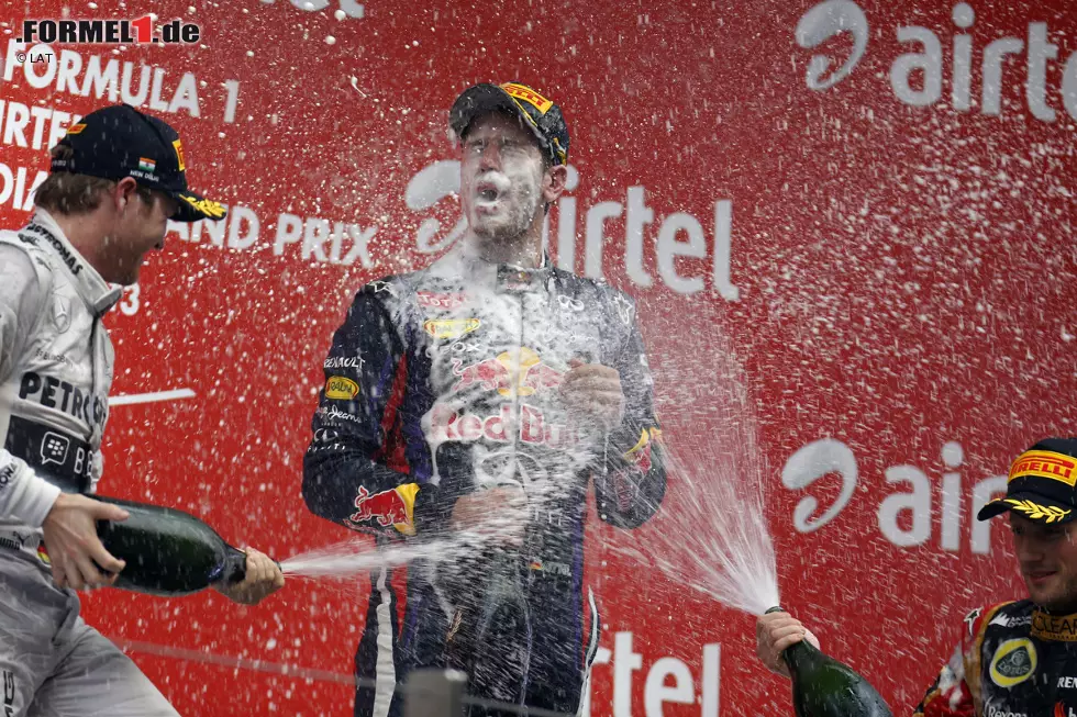 Foto zur News: Nachdem man im vergangenen Jahr mit Platz zwei so nah wie noch nie an einem Titel war, wittert man für die Saison 2014 die große Chance: Durch das neue Reglement soll die Vorherrschaft von Red Bull endgültig gebrochen werden, die bereits seit 2010 besteht. Besonders in den neuen Turbomotor legt man große Hoffnungen.