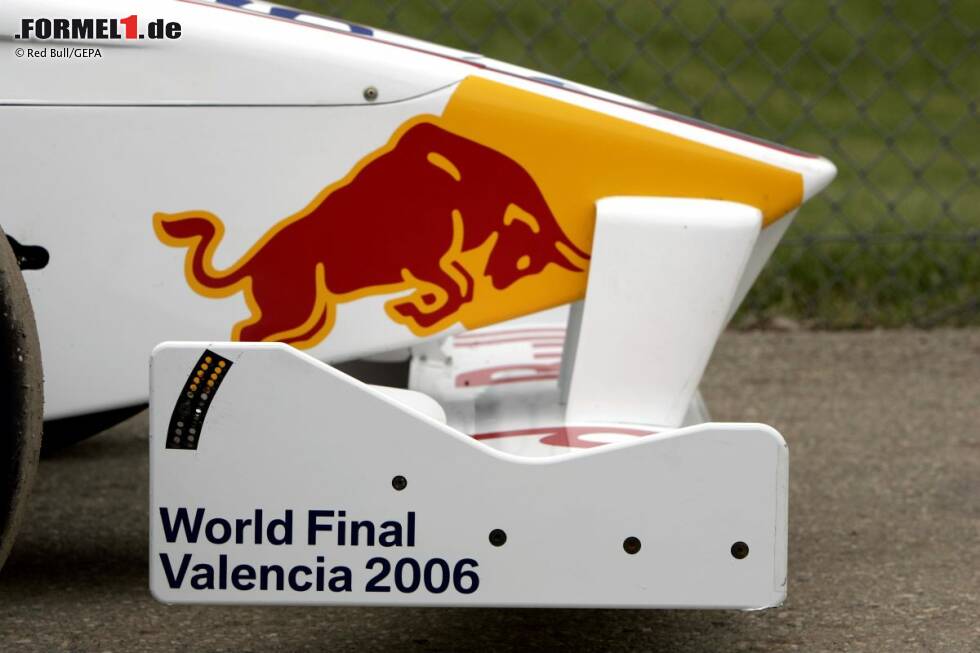 Foto zur News: &quot;Formel-BMW-Weltfinale 2006 in Valencia: Mein erstes großes Rennen auf europäischem Boden. Ich werde Fünfter.&quot;