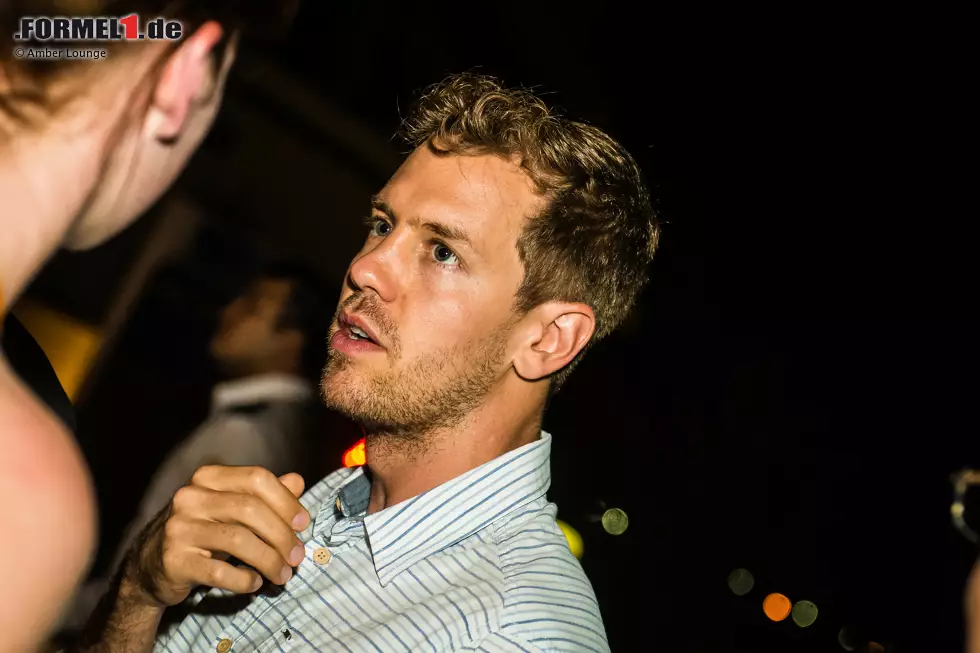 ..Sebastian Vettel ließ sich in der Amber Lounge Abu Dhabi 2015 blicken. Genau wie... Foto zur News: ..Sebastian Vettel ließ sich in der Amber Lounge Abu Dhabi 2015 blicken. Genau wie...