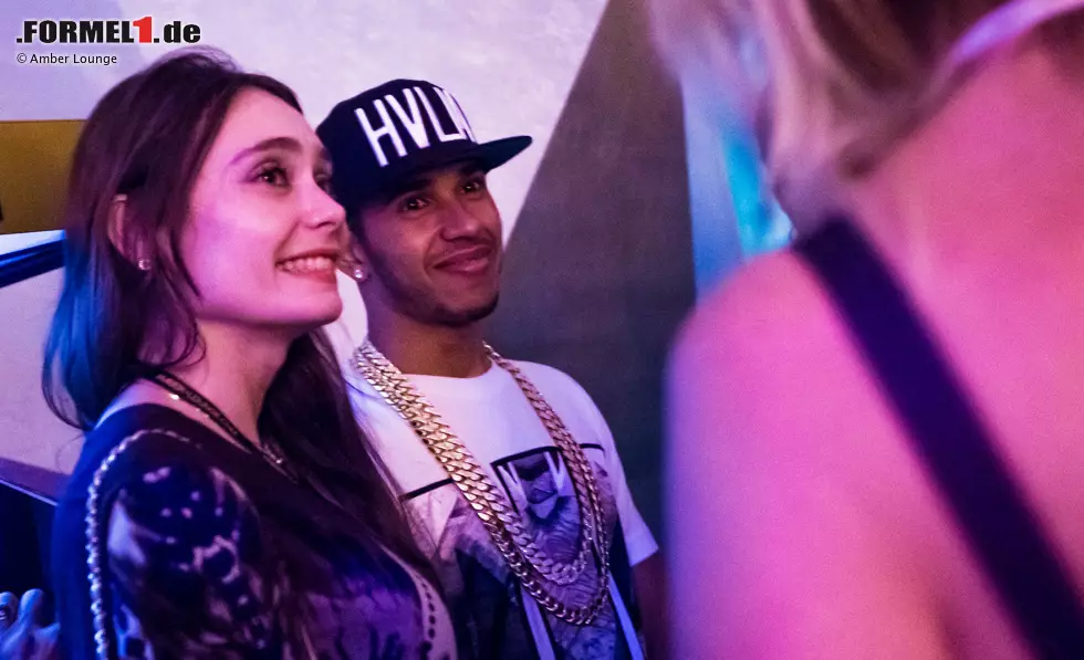 Partylöwe Nr. 1 und fast Stammgast bei den Amber Lounge Partys ist natürlich Weltmeister Lewis Hamilton... Foto zur News: Partylöwe Nr. 1 und fast Stammgast bei den Amber Lounge Partys ist natürlich Weltmeister Lewis Hamilton...