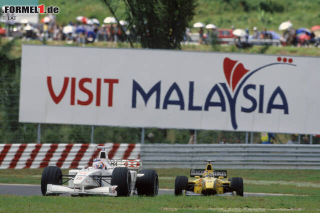 Foto zur News: Malaysia richtet in diesem Jahr zum 17. Mal ein Formel-1-Rennen aus. Seitdem Sepang im Jahr 1999 in den Kalender aufgenommen wurde, fuhr die Formel 1 in jedem Jahr dort.