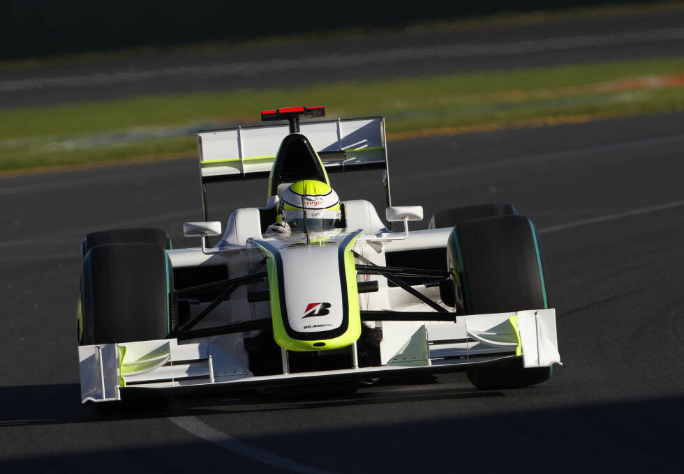 Foto zur News: Platz 1 - Brawn: Das Team trat unter diesem Namen nur eine Saison lang in der Formel 1 an, nachdem Teamchef Ross Brawn das am Boden liegende Werksteam von Honda nach dem Rückzug des japanischen Herstellers übernommen hatte.