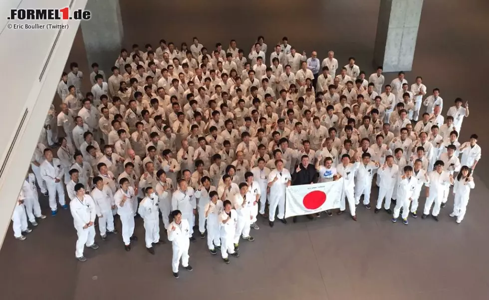 Hart gearbeitet wird auch bei Honda, der Erfolg fehlt aber noch. Nur eines ist seit den Glanzzeiten in den 1990er-Jahren nicht anders geworden: Die Entwicklungsbasis in Sakura erinnert eher an ein Krankenhaus mit Chirurgen als an eine Racing-Fabrik mit Ingenieuren. Foto zur News: Hart gearbeitet wird auch bei Honda, der Erfolg fehlt aber noch. Nur eines ist seit den Glanzzeiten in den 1990er-Jahren nicht anders geworden: Die Entwicklungsbasis in Sakura erinnert eher an ein Krankenhaus mit Chirurgen als an eine Racing-Fabrik mit Ingenieuren.