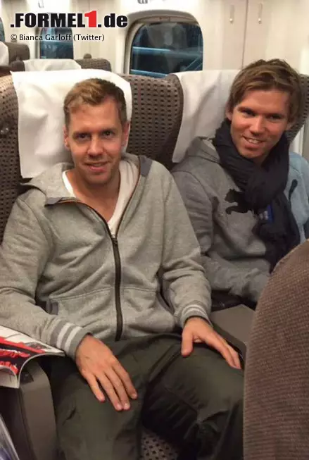 Er sitzt da schon im Flieger nach Hause: Sebastian Vettel freut sich nicht nur über Platz eins und drei beim Asien-Double - sondern vor allem darauf, seine Lebensgefährtin und seine beiden Töchter wieder zu sehen. In diesem Sinne: Viel Spaß, Seb, und bis zum nächsten Mal! Foto zur News: Er sitzt da schon im Flieger nach Hause: Sebastian Vettel freut sich nicht nur über Platz eins und drei beim Asien-Double - sondern vor allem darauf, seine Lebensgefährtin und seine beiden Töchter wieder zu sehen. In diesem Sinne: Viel Spaß, Seb, und bis zum nächsten Mal!