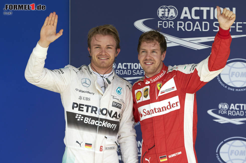 Foto zur News: Tags zuvor holt Rosberg mit einer ebenso cleveren wie letztendlich souveränen Leistung die Pole-Position in Interlagos, &quot;zwischen den Seen&quot; in Sao Paulo; 0,078 Sekunden vor Teamkollege Lewis Hamilton, der auf Psychospielchen setzt: &quot;Mein Job ist schon erledigt. Ich habe dieses Jahr die meisten Poles geholt und die Weltmeisterschaft gewonnen.&quot; Der drittplatzierte Sebastian Vettel im Ferrari hat mehr als eine halbe Sekunde Rückstand.