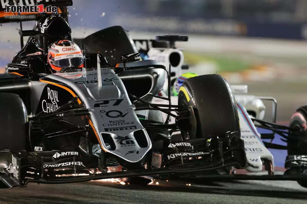 Foto zur News: Position 8: Nico Hülkenberg kollidiert in Singapur mit dem aus der Box kommenden Felipe Massa und scheidet aus. Der Emmericher sieht sich zunächst im Recht, weil er seiner Meinung nach vorne war, erhält dann aber eine Strafe von drei Startplätzen in Suzuka und nimmt den Crash nach dem Videostudium doch auf seine Kappe.