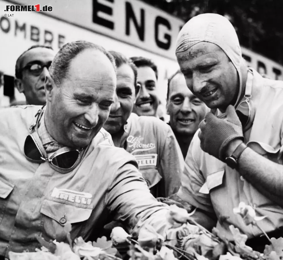 #10: In Belgien 1950 starten erstmals weniger als 15 Fahrer bei einem Grand Prix: Nur die Teams Alfa Romeo, Ferrari, Lago-Talbot, Alfa und Maserati treten mit insgesamt 14 Piloten an. Auf dem Podest freut sich Sieger Juan Manuel Fangio (Alfa) vor seinem Teamkollegen Luigi Fagioli. Foto zur News: #10: In Belgien 1950 starten erstmals weniger als 15 Fahrer bei einem Grand Prix: Nur die Teams Alfa Romeo, Ferrari, Lago-Talbot, Alfa und Maserati treten mit insgesamt 14 Piloten an. Auf dem Podest freut sich Sieger Juan Manuel Fangio (Alfa) vor seinem Teamkollegen Luigi Fagioli.