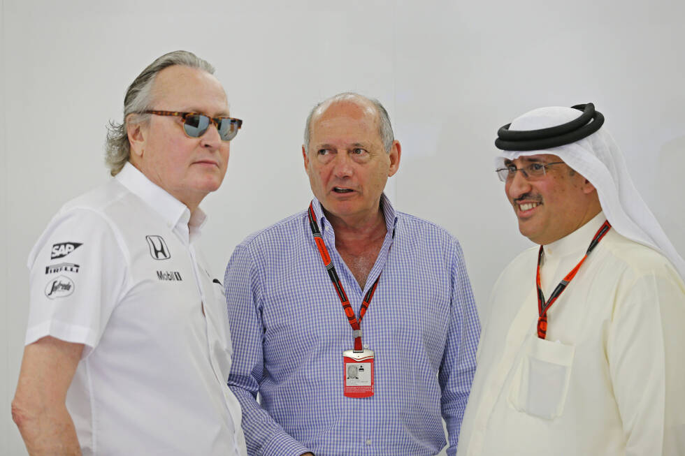 Foto zur News: Über diesen Paddock-Gast freuen wir uns ganz besonders: Dem saudi-arabischen McLaren-Teilhaber Mansour Ojjeh (links) geht es nach überstandener Krebserkrankung wieder besser. Seinen McLaren-Honda-Boliden nicht.