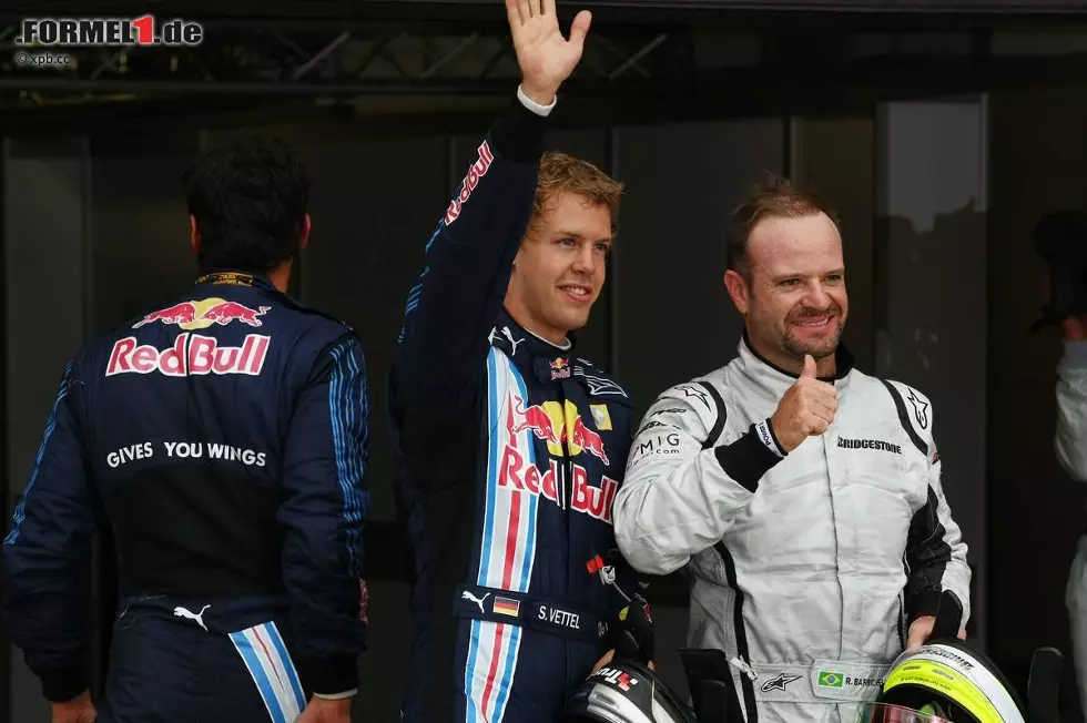 Die Pole-Position hat keine große Bedeutung hier. Im letzten Jahrzehnt gewann der Polesetter nur zweimal - Alonso 2006 und Vettel 2009. Seit 2005 wurde viermal von Startplatz zwei (Räikkönen 2007, Mark Webber 2010 und 2012 und Rosberg 2013) und zweimal von Rang drei (Juan Pablo Montoya 2005 und Alonso 2011) aus gewonnen. Foto zur News: Die Pole-Position hat keine große Bedeutung hier. Im letzten Jahrzehnt gewann der Polesetter nur zweimal - Alonso 2006 und Vettel 2009. Seit 2005 wurde viermal von Startplatz zwei (Räikkönen 2007, Mark Webber 2010 und 2012 und Rosberg 2013) und zweimal von Rang drei (Juan Pablo Montoya 2005 und Alonso 2011) aus gewonnen.