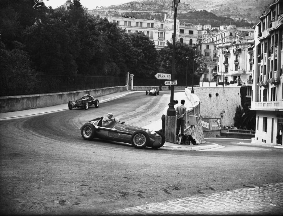 Foto zur News: In diesem Jahr wird der Große Preis von Monaco zum 62. Mal ausgetragen. Die Veranstaltung stand schon in der ersten Formel-1-Saison 1950 im Kalender. Danach wurde Monte Carlo zunächst nicht mehr angesteuert, doch schon 1955 gab der Kurs sein Comeback. Seither wurde in jedem Jahr in Monaco gefahren.