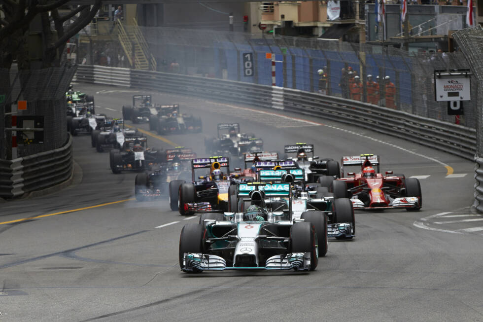 Foto zur News: Die Pole-Position ist in Monaco meist die halbe Miete. Zehn der vergangenen elf Rennen dort wurden von Startplatz eins aus gewonnen. Nur Hamilton sticht aus dieser Statistik heraus: Er holte seinen Monaco-Sieg von Startplatz drei.