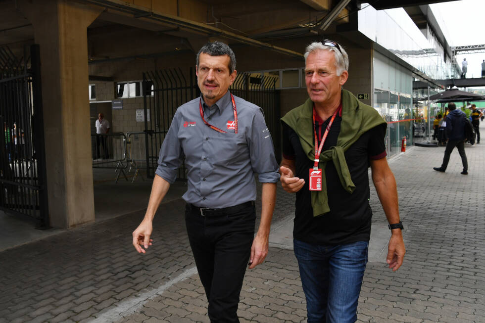 Foto zur News: Für &#039;RTL&#039; gibt Christian Danner (hier mit Haas-Teamchef Günther Steiner) seit vielen Jahren seine Einschätzungen ab. Der Bayer ist in der Formel 1 in 24 Grands Prix gestartet, aber ohne große Erfolge.