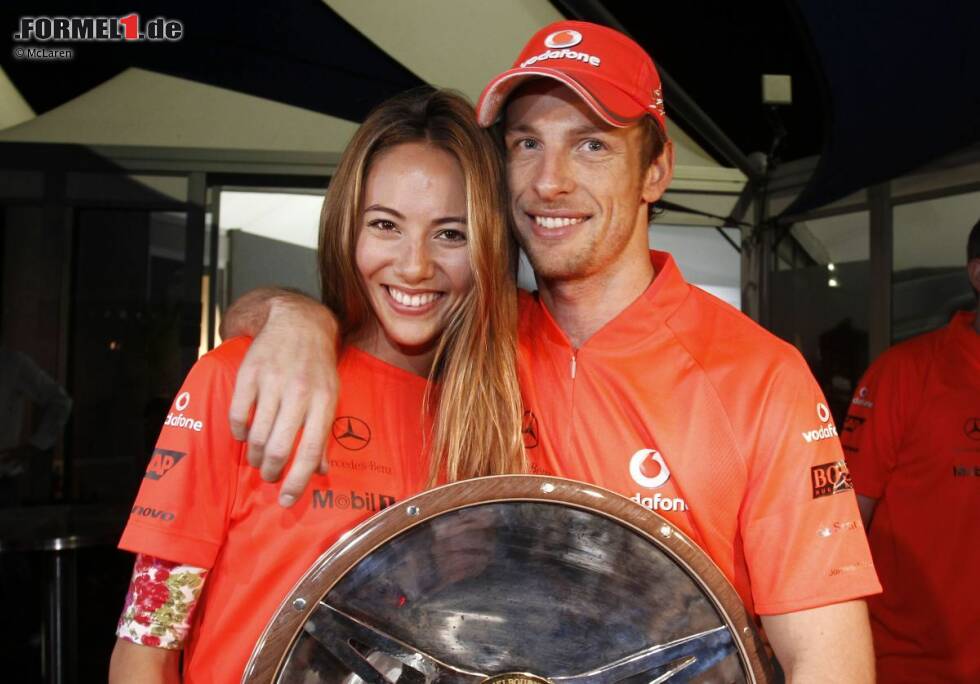 Foto zur News: Jenson Button und das japanische Supermodel teilen Erfolge und Misserfolge.