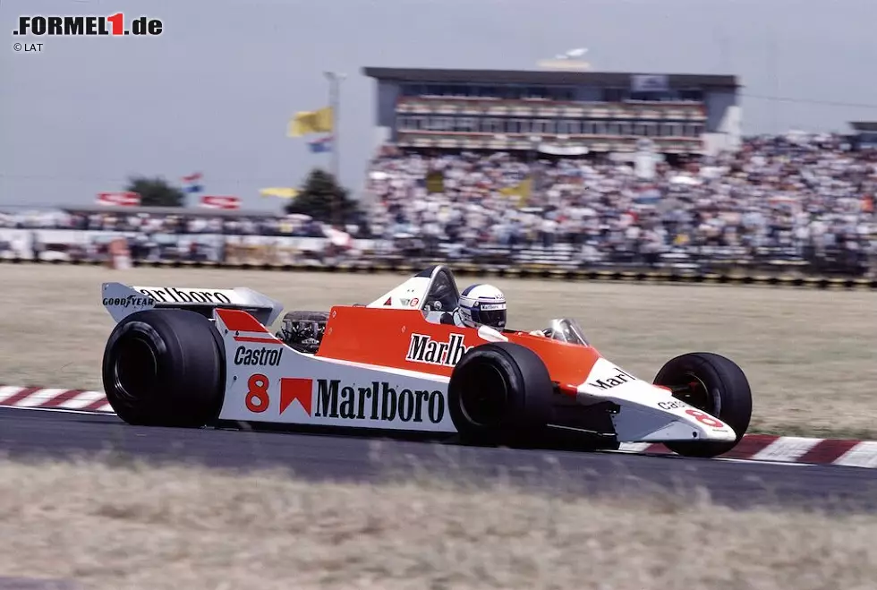 Foto zur News: Prost, in jungen Jahren ein gefeiertes Wunderkind und in praktisch jedem Formelauto der Schnellste, darf sich seinen Platz in der Königsklasse aussuchen und dreht seine ersten Runden in der Saison 1980 für McLaren. Statt Pokalen gibt es Knochenbrüche und nur vier Punktresultate in 16 Rennen: Viele Unfälle verhageln das Debüt, er verlässt das Team zum Saisonende im Streit, weil er nicht bereit ist, die Fehler auf seine Kappe zu nehmen.