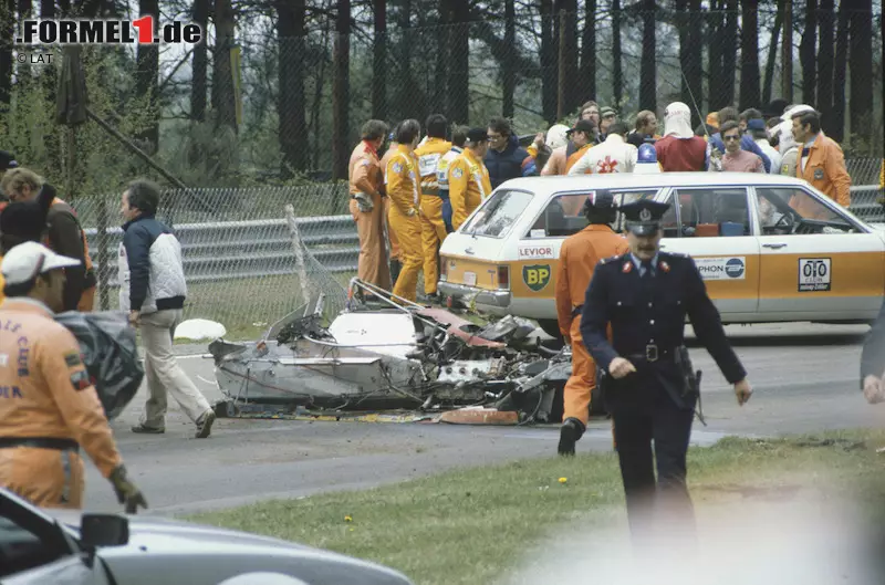 Foto zur News: Scheckter sagt einst über Villeneuve, als er 1979 im Regen von Watkins Glen elf Sekunden schneller fährt als der Rest des Feldes: &quot;Ich habe mich nur noch gefürchtet. Ich dachte, ich müsste der Schnellste sein. Dann sah ich Gilles&#039; Zeit und verstand nicht, wie das möglich war.&quot; Villeneuve kommt 1982 im Qualifying zum Belgien-Grand-Prix in Zolder ums Leben, als er mit Jochen Maas kollidiert und sein Ferrari über 100 Meter durch die Luft fliegt. Er verliert seinen Helm und wird aus dem Auto geschleudert. Villeneuve wird 32 Jahre alt.