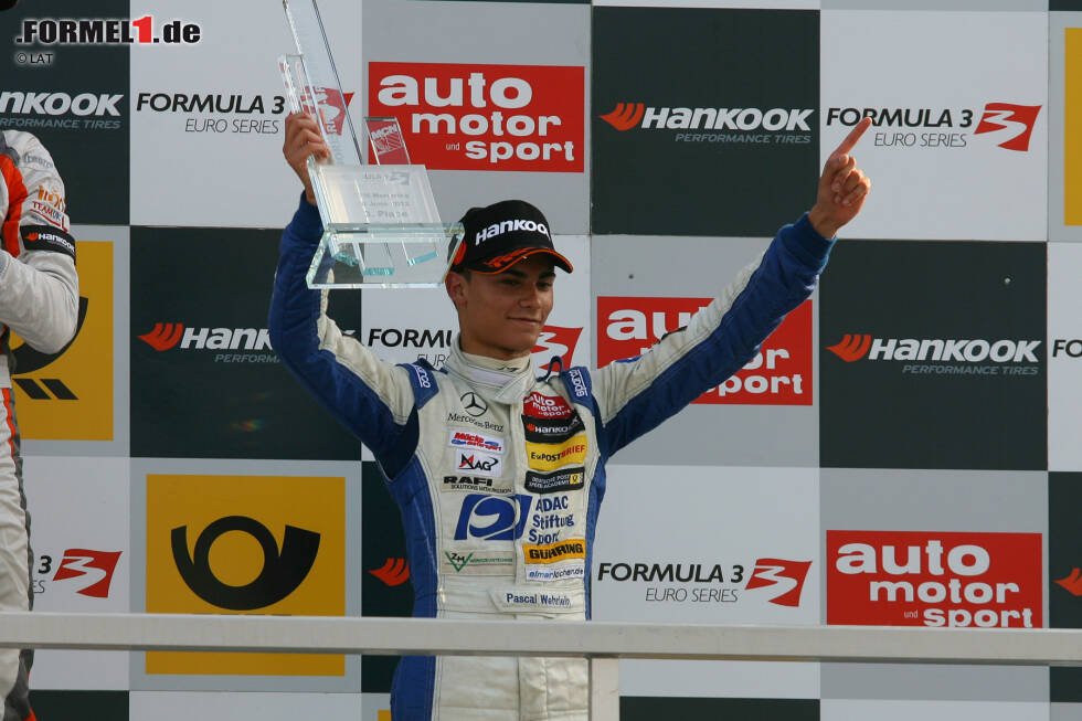 Foto zur News: 2012 war Wehrlein dann mit dem Team Mücke in der Formel-3-Euroserie unterwegs und wurde auf Anhieb Vizemeister. Das bedeutete außerdem den Gewinn der Rookiewertung. Ein vierter Platz beim prestigeträchtigen Formel-3-Grand-Prix in Macao krönte die Saison.