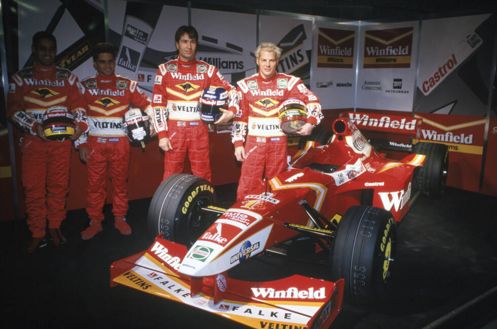 Foto zur News: 1998: Im heimischen Grove zeigt sich Williams in neuen Farben und mit der Fahrerbesetzung Heinz-Harald Frentzen und Jacques Villeneuve. Doch Vorjahreschampion Villeneuve enttäuscht 1998 genauso wie der FW20: Die Titelverteidigung misslingt.