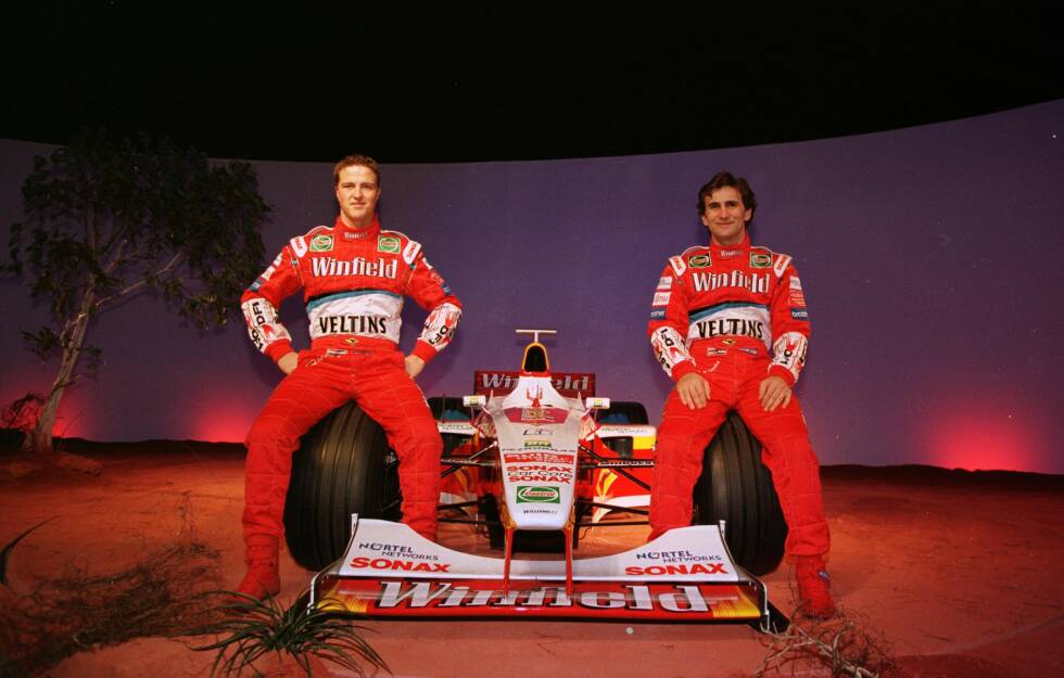Foto zur News: 1999: Nur die Farbe ist gleich, sonst gibt&#039;s viel Neues bei Williams. Ralf Schumacher und Alessandro Zanardi fahren den FW21, doch nur Schumacher holt Punkte. Zanardi schafft es nie in die Top 6.