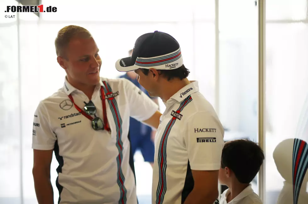 "Gratulation zu seiner großartigen Karriere," so Teamkollege Valtteri Bottas. "Natürlich ist er ein guter Typ, ein toller Teamkollege und Fahrer! Er ist immer noch schnell. Also lass uns die restliche Saison 2016 mit ihm genießen." Foto zur News: "Gratulation zu seiner großartigen Karriere," so Teamkollege Valtteri Bottas. "Natürlich ist er ein guter Typ, ein toller Teamkollege und Fahrer! Er ist immer noch schnell. Also lass uns die restliche Saison 2016 mit ihm genießen."