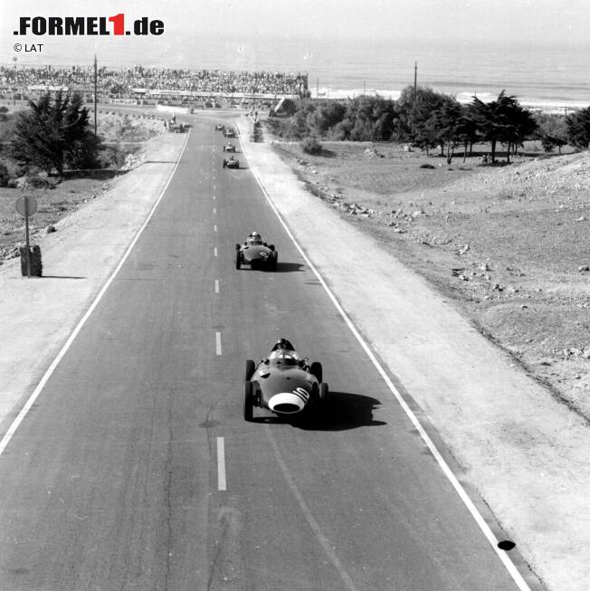 Foto zur News: Formel 1 auf einer Küstenstraße: 1958 gastierte die Serie einmalig in Ain-Diab (Marokko). Gefahren wurde zwischen Casablanca und Azemmour. Leider gab es in der malerischen Kulisse auch einen tragischen Todesfall: Der Vanwall von Stuart Lewis-Evans ging in Flammen auf, der Brite erlag einige Tage später den Verletzungen.