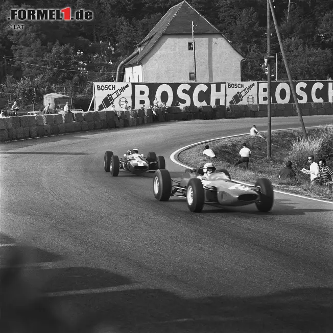 Foto zur News: 1964: Weltmeister John Surtees (2), meiste Siege Jim Clark (3)