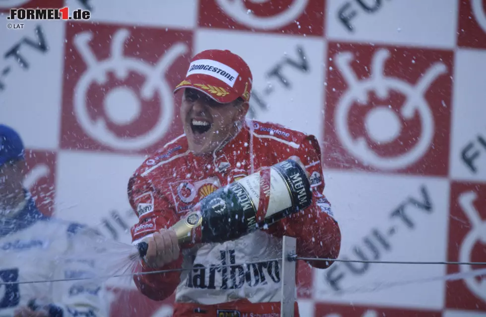 Michael Schumacher ist bis heute der erfolgreichste Fahrer beim Japan-Grand-Prix. Seine sechs Siege holte er 1995 für Benetton und 1997, 2000-2 sowie 2004 für Ferrari. Hinzu kommen zwei weitere Siege auf japanischem Boden mit Benetton beim Großen Preis des Pazifiks in den Jahren 1994 und 1995. Foto zur News: Michael Schumacher ist bis heute der erfolgreichste Fahrer beim Japan-Grand-Prix. Seine sechs Siege holte er 1995 für Benetton und 1997, 2000-2 sowie 2004 für Ferrari. Hinzu kommen zwei weitere Siege auf japanischem Boden mit Benetton beim Großen Preis des Pazifiks in den Jahren 1994 und 1995.