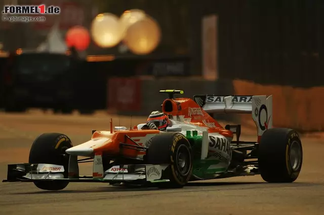 Nico Hülkenberg gelang hier im Jahr 2012 die erste seiner bislang zwei Schnellsten Rennrunden. In Runde 52 brannte er eine Rundenzeit von 1:51.033 Minuten in den Asphalt. Wo ihm seine zweite schnellste Runde gelang? Dieses Jahr in China. In Runde 48 blieb die Stoppuhr bei 1:39.824 stehen. Foto zur News: Nico Hülkenberg gelang hier im Jahr 2012 die erste seiner bislang zwei Schnellsten Rennrunden. In Runde 52 brannte er eine Rundenzeit von 1:51.033 Minuten in den Asphalt. Wo ihm seine zweite schnellste Runde gelang? Dieses Jahr in China. In Runde 48 blieb die Stoppuhr bei 1:39.824 stehen.