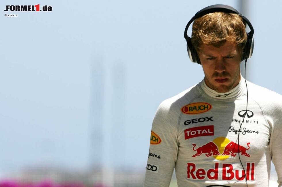 Foto zur News: Sebastian Vettel (Ferrari): &quot;Born in the USA&quot; von Bruce Springsteen und &quot;Little Red Corvette&quot; von Prince.