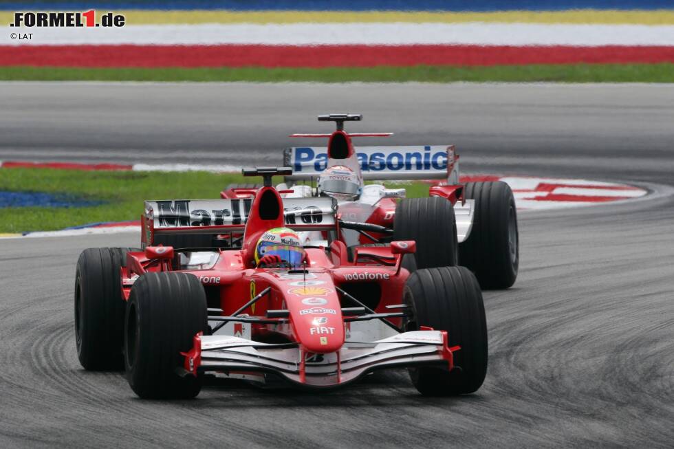Foto zur News: Grand Prix von Malaysia 2006 - P5: In seinem Debütrennen für Ferrari in Bahrain zeigte sich Massa von seiner &quot;schusseligen Seite&quot;, als er seinen Renner mit einem Dreher wegwarf. Im zweiten Rennen 2006 in Malaysia folgte dann aber eine Show. Gestartet von Rang 21 (wegen Motorenstrafen) wuchtete sich Massa mit konsequenter Fahrt auf P5!