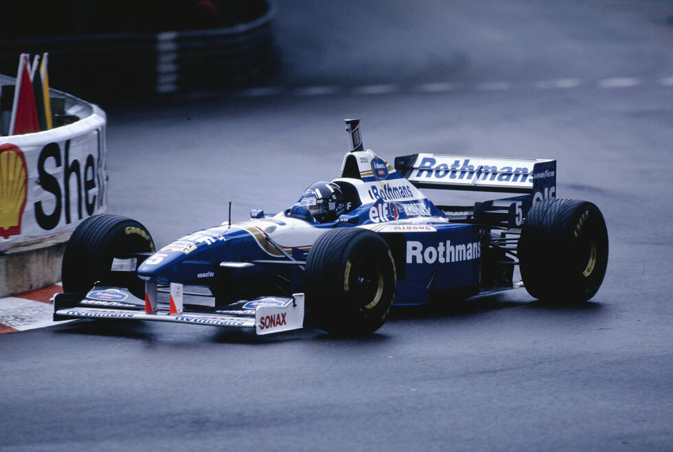 Foto zur News: Hill, dessen Vater in Monaco fünfmal gewonnen hat, bringt das Fürstentum kein Glück. Als er 25 Sekunden Vorsprung auf die Verfolger hat, flackert eine Warnleuchte im Cockpit auf. Kurz darauf verabschiedet sich der Renault-Motor mit Flammen und Hill muss abstellen.