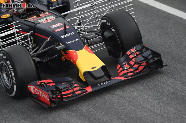 Red-Bull-TAG-Heuer RB12 Foto zur News: Red-Bull-TAG-Heuer RB12