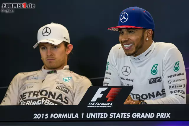 Ähnlich geht es 2015 weiter: Hamilton sichert sich erneut den WM-Titel und stellt Teamkollege Rosberg in den Schatten. Foto zur News: Ähnlich geht es 2015 weiter: Hamilton sichert sich erneut den WM-Titel und stellt Teamkollege Rosberg in den Schatten.
