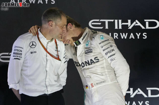 Foto zur News: Die nächste emotionale Begegnung, mit Tony Ross, seinem langjährigen Renningenieur. Rosberg hat mit dem Briten schon bei Williams zusammengearbeitet - und ihn beim Wechsel zu Mercedes kurzerhand mitgenommen.