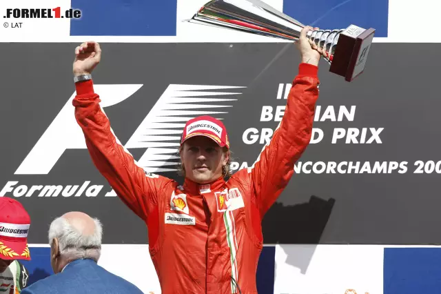 Ein echter Spa-Spezialist im Fahrerfeld ist übrigens Kimi Räikkönen. Der Finne konnte hier 2004, 2005, 2007 und 2009 gewinnen - übrigens sein bis heute letzter Ferrari-Sieg. "Die Atmosphäre ist ganz anders als auf neueren Kursen", lobt der Finne den Charme, den sich Spa bis heute - zumindest teilweise - bewahrt hat. Foto zur News: Ein echter Spa-Spezialist im Fahrerfeld ist übrigens Kimi Räikkönen. Der Finne konnte hier 2004, 2005, 2007 und 2009 gewinnen - übrigens sein bis heute letzter Ferrari-Sieg. "Die Atmosphäre ist ganz anders als auf neueren Kursen", lobt der Finne den Charme, den sich Spa bis heute - zumindest teilweise - bewahrt hat.