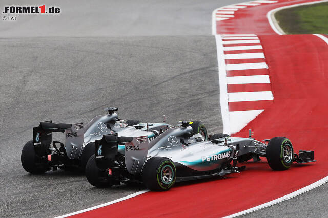 Foto zur News: "Es gibt viele einzigartige Stellen, wie zum Beispiel Kurve 1. Dort könnten ungefähr vier Autos Seite an Seite nebeneinander fahren", berichtet Daniel Ricciardo. Doch obwohl dort theoretisch genug Platz ist, kam es hier 2015 unter anderem zu einer Berührung zwischen Lewis Hamilton und Nico Rosberg. Kracht es auch 2016 wieder?