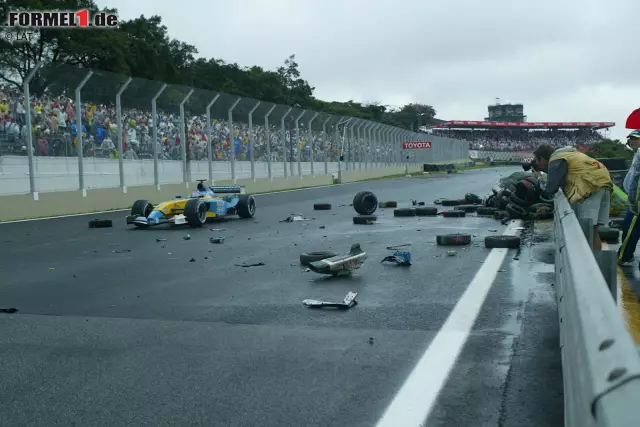 "Für so eine kurze Runde hat die Strecke einen fantastischen Fluss", lobt Fernando Alonso, der hier 2003 einen schweren Unfall hatte. Der Spanier berichtet: "Am Ende jeder Runde willst du direkt wieder angreifen!" Der Vollgasanteil beträgt satte 70 Prozent. Foto zur News: "Für so eine kurze Runde hat die Strecke einen fantastischen Fluss", lobt Fernando Alonso, der hier 2003 einen schweren Unfall hatte. Der Spanier berichtet: "Am Ende jeder Runde willst du direkt wieder angreifen!" Der Vollgasanteil beträgt satte 70 Prozent.