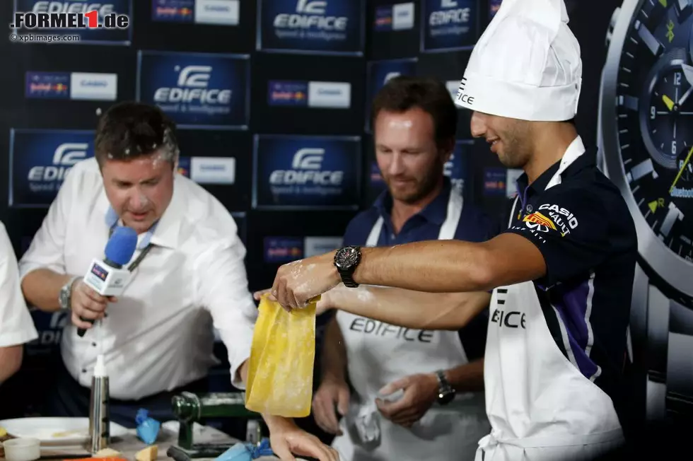 Kulinarisch wie sportlich zählt Monza zu den Klassikern, die nicht jedermanns Geschmack sind: Milanesische Küche, darunter das namengleiche Safran-Risotto, ein Eintopf aus Wirsing und Schweineinnereien sowie Kuttelsuppe kommen auf den Tisch. Plus Pizza und Pasta versteht sich. Foto zur News: Kulinarisch wie sportlich zählt Monza zu den Klassikern, die nicht jedermanns Geschmack sind: Milanesische Küche, darunter das namengleiche Safran-Risotto, ein Eintopf aus Wirsing und Schweineinnereien sowie Kuttelsuppe kommen auf den Tisch. Plus Pizza und Pasta versteht sich.