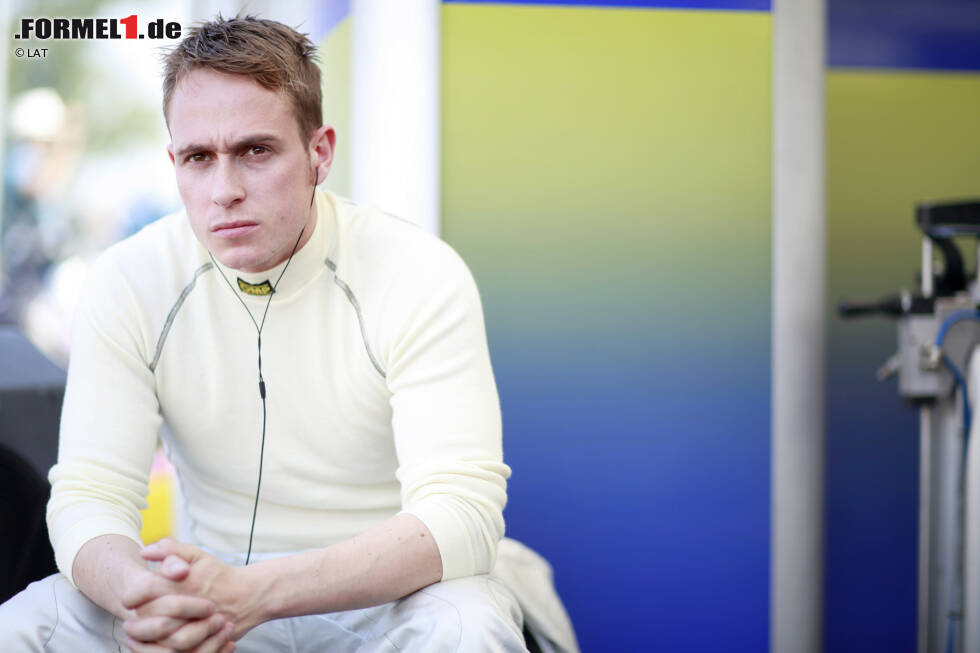 Adam Carroll (Großbritannien): Adam Carroll galt spätestens seit seinem erfolgreichen Debüt in der Britischen Formel Ford im Jahr 2000 als das neue Megatalent von der britischen Insel. Doch die Karriere des 33 Jährigen ist ein Paradebeispiel für das, was passiert, wenn die finanzielle Unterstützung fehlt. Adam Carroll (Großbritannien): Adam Carroll galt spätestens seit seinem erfolgreichen Debüt in der Britischen Formel Ford im Jahr 2000 als das neue Megatalent von der britischen Insel. Doch die Karriere des 33 Jährigen ist ein Paradebeispiel für das, was passiert, wenn die finanzielle Unterstützung fehlt.